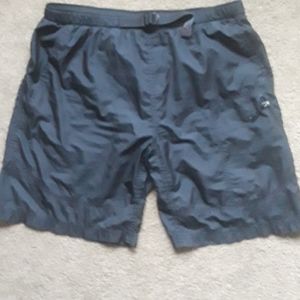 THE NORTH FACE TECH SHORTS LARGE